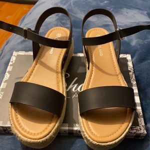 New black size 10